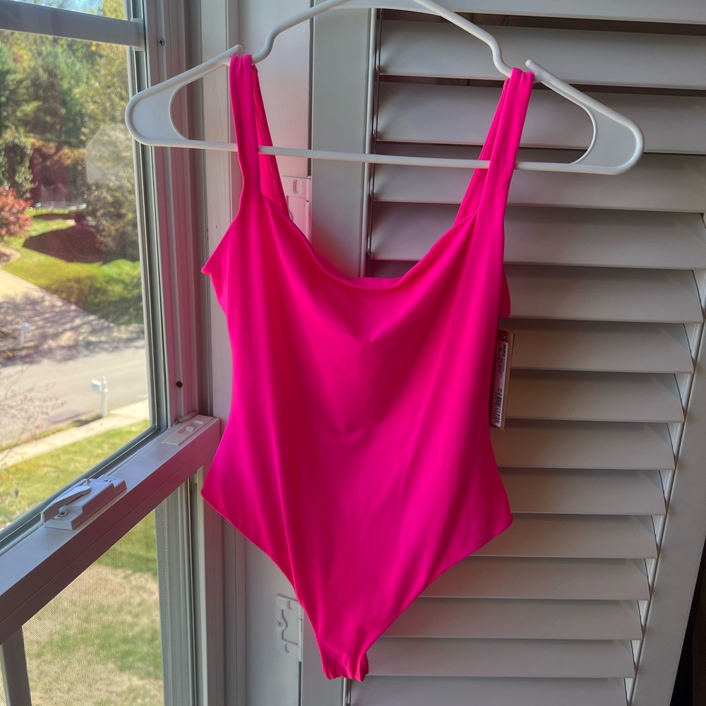 SKIMS Bodysuit